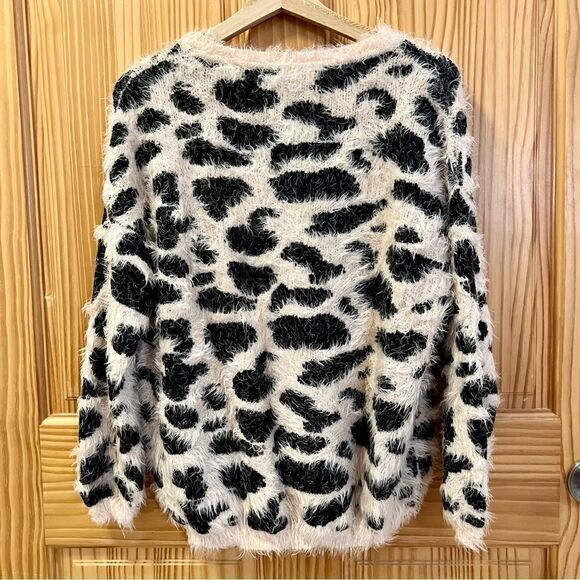 Anthropologie Raga cream black eyelash animal print soft loose crewneck sweater - Picture 2 of 4